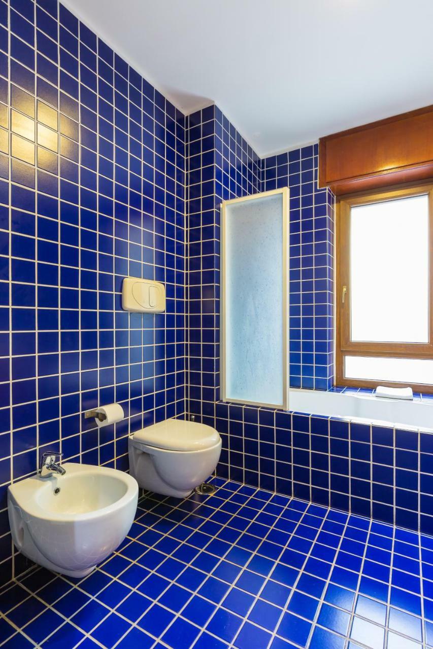 Starhost - Casa Del Capitano Appartement Salerno Buitenkant foto