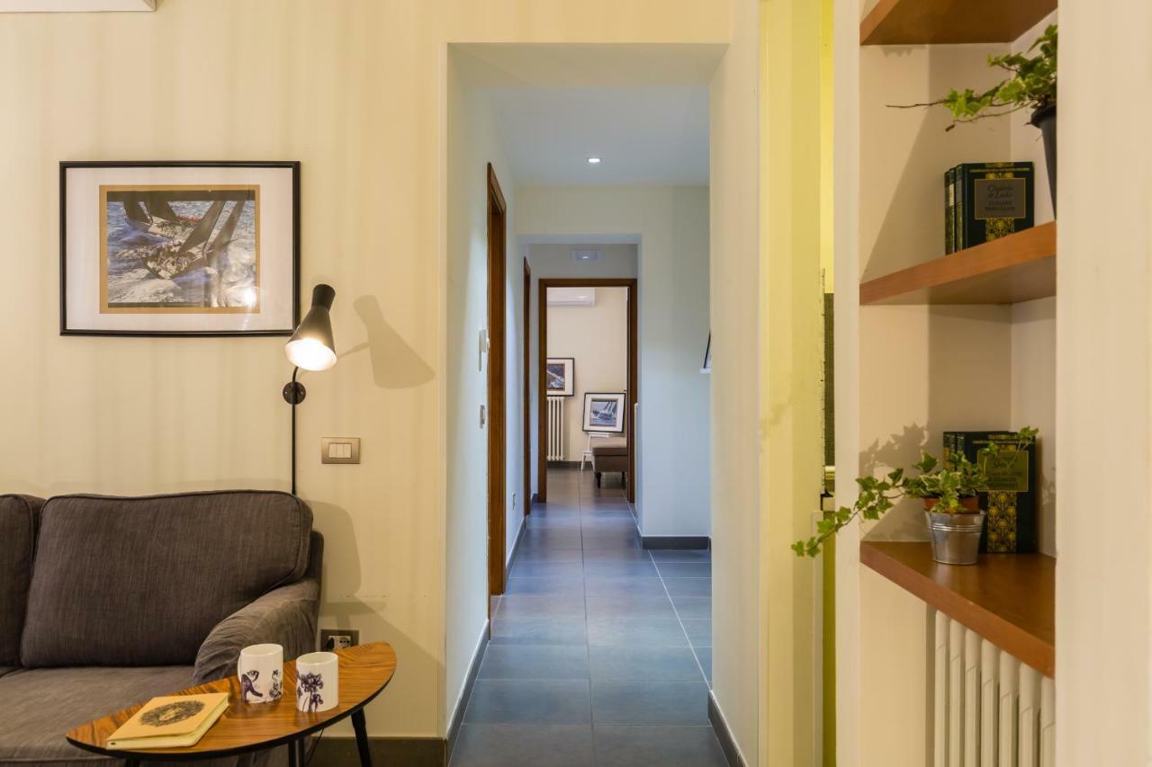 Starhost - Casa Del Capitano Appartement Salerno Buitenkant foto